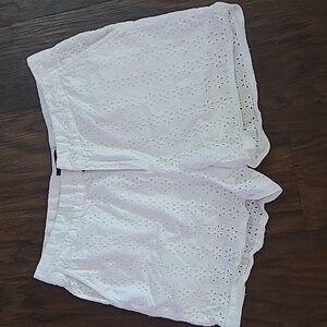 CINTHIA ROWLEY Shorts ♤ white color ♤size 10